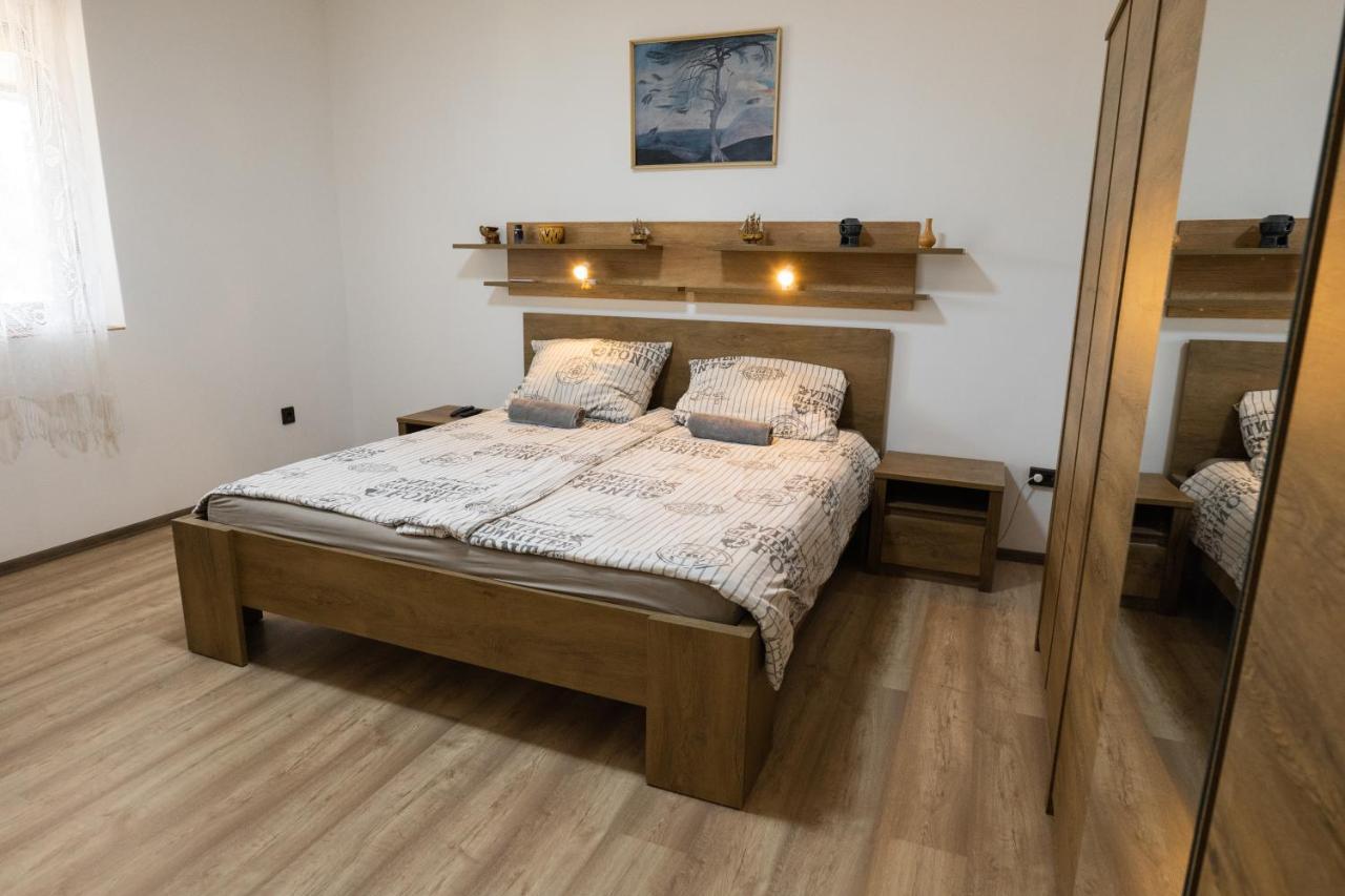 Tenisz Vendeghaz Ordacsehi Exterior foto